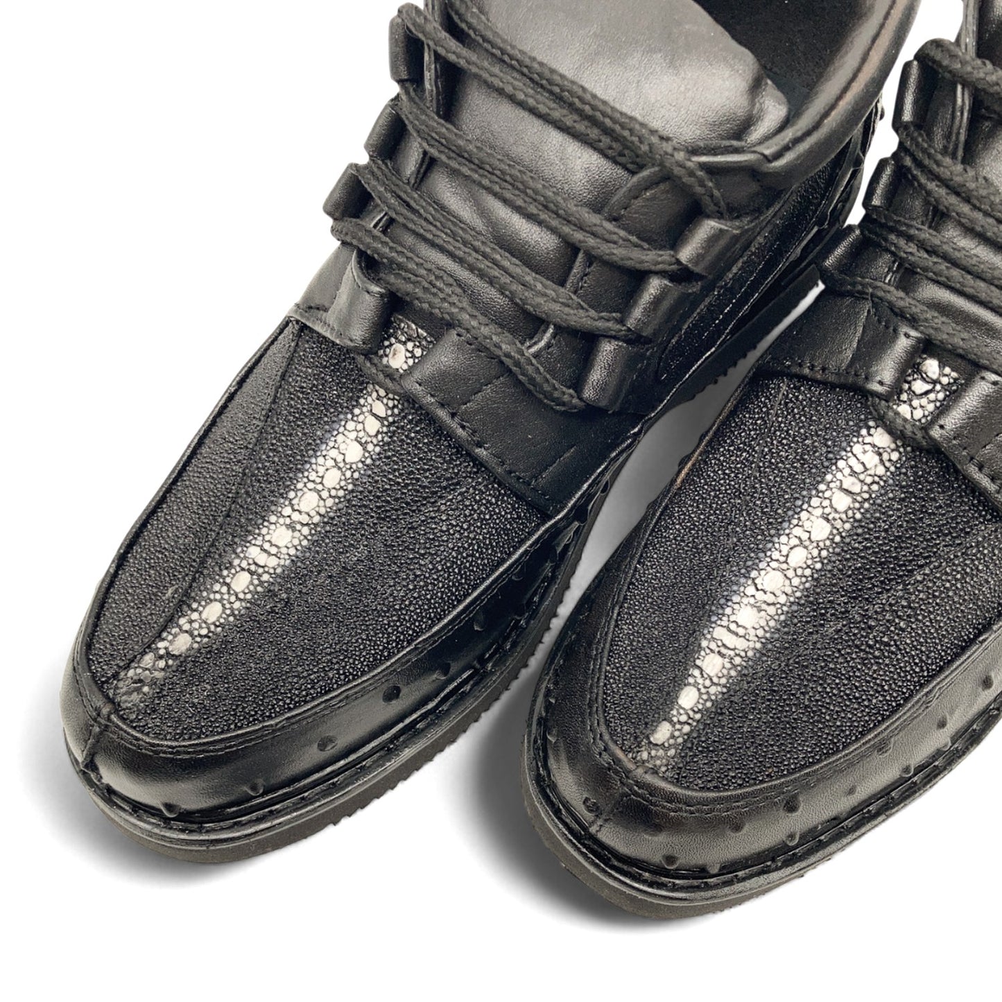 Men's Embossed Ostrich Stingray Print Leather Lace Up Shoe